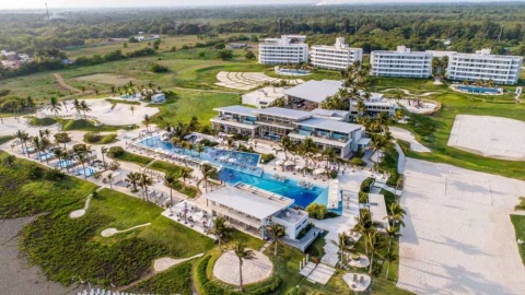 Passover Program 2026 at Oceana Resort, Guatemala’s Pacific Coast