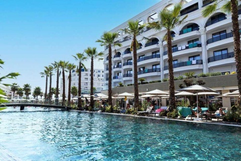 Join So’ Prestige for Passover 2026 in Albania at the 5-star FAFA Aqua Palace Resort on the Adriatic Riviera.