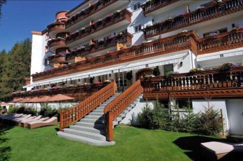 kosher summer vacation in Switzerland